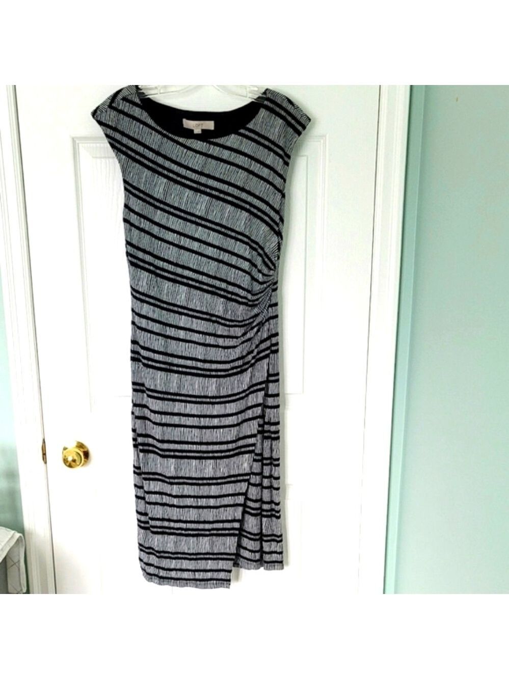 Ann Taylor LOFT Women's Striped Wrap Dress Size M